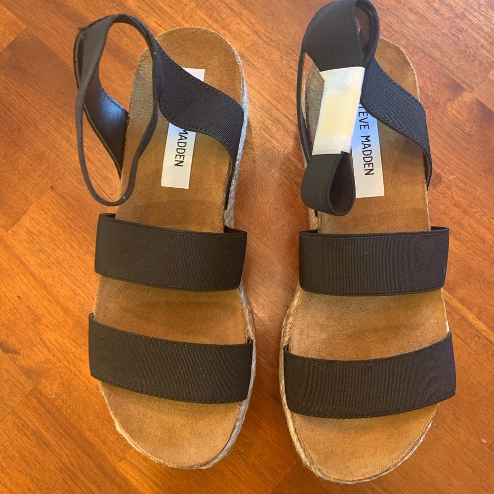 BNIB Steve Madden Kimmie Sandals Black